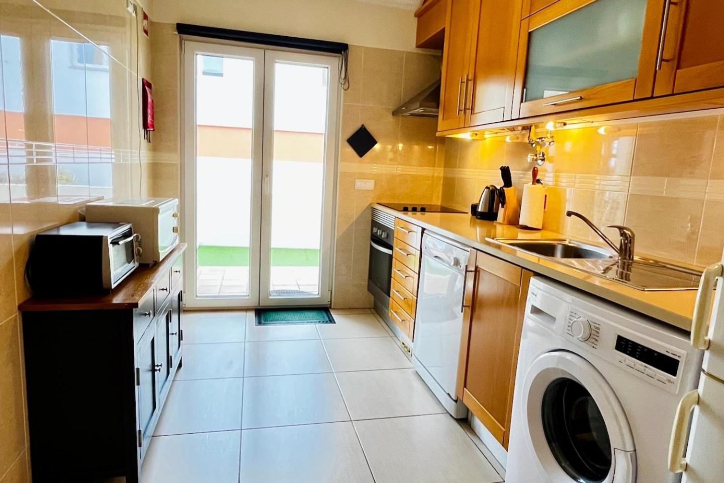 Marta Apartment - Balcony, Patio, Pool フェレル エクステリア 写真