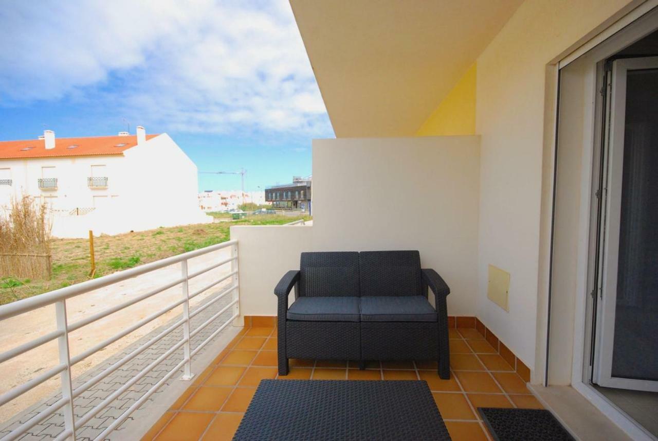 Marta Apartment - Balcony, Patio, Pool フェレル エクステリア 写真